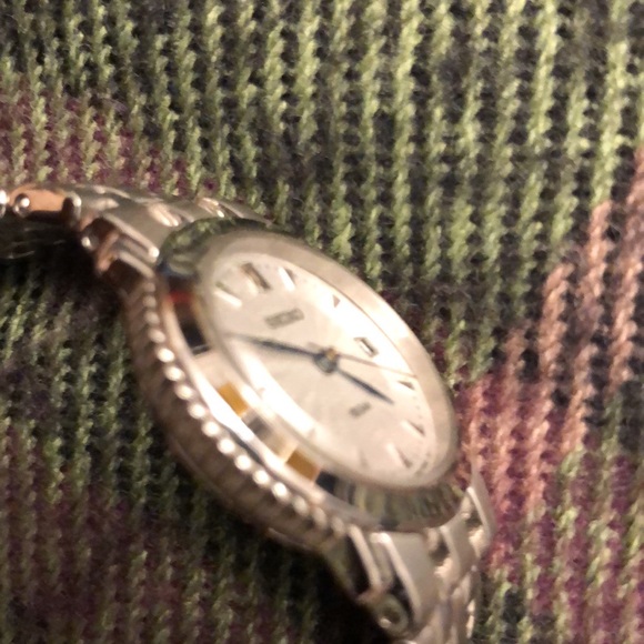 Seiko Date Sapphire Crystal Watch (needs battery) - Picture 8 of 8